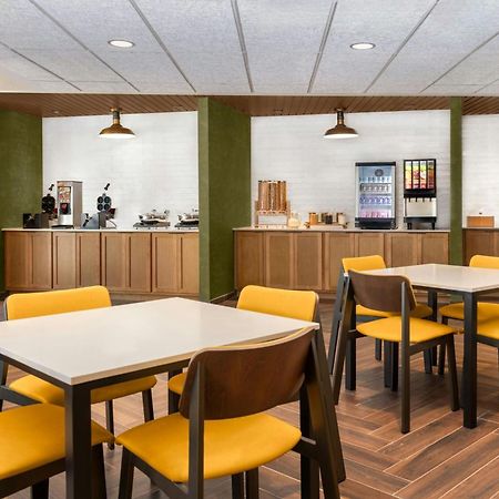 Fairfield By Marriott Inn & Suites Kansas City At The Legends Exteriör bild